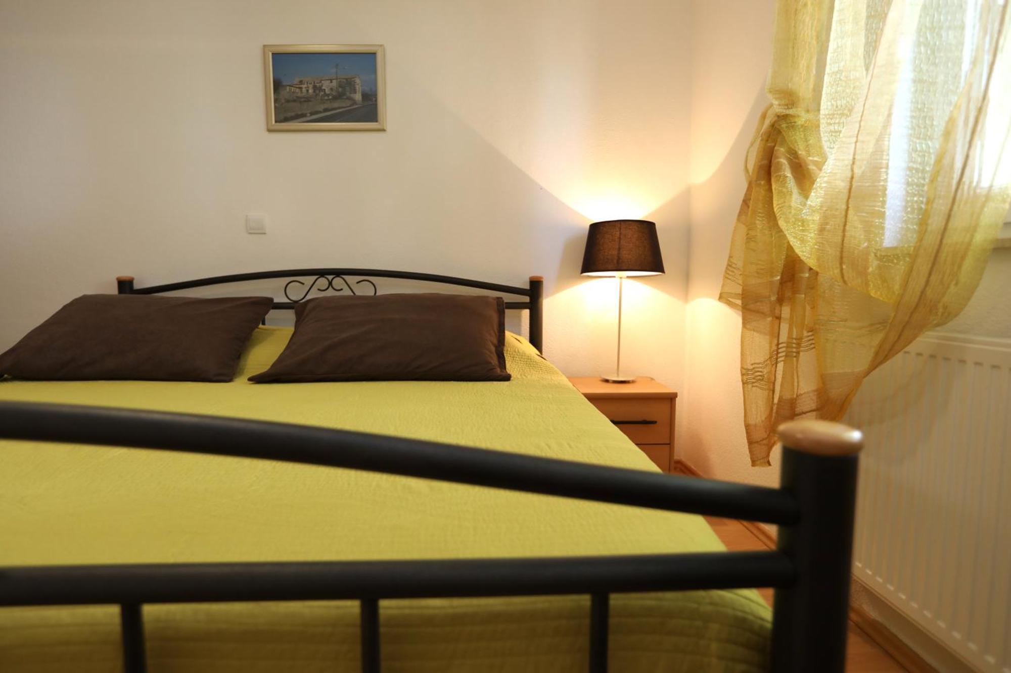 Apartments Salona Трогир Экстерьер фото