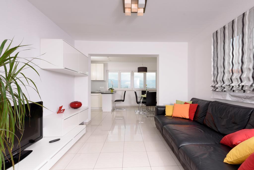 Apartments Salona Трогир Экстерьер фото