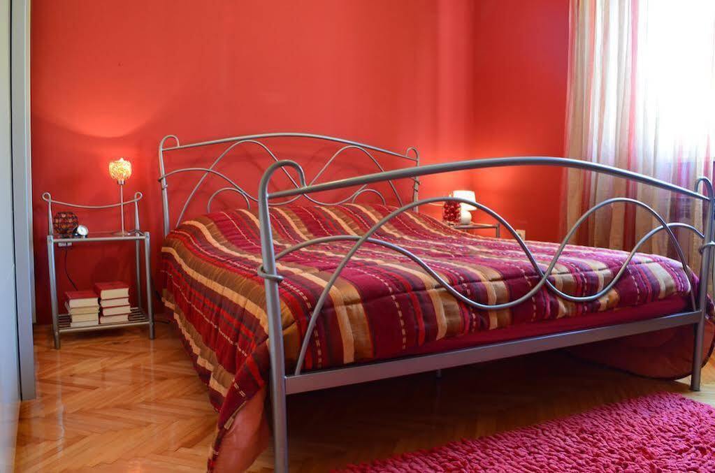 Apartments Salona Трогир Экстерьер фото